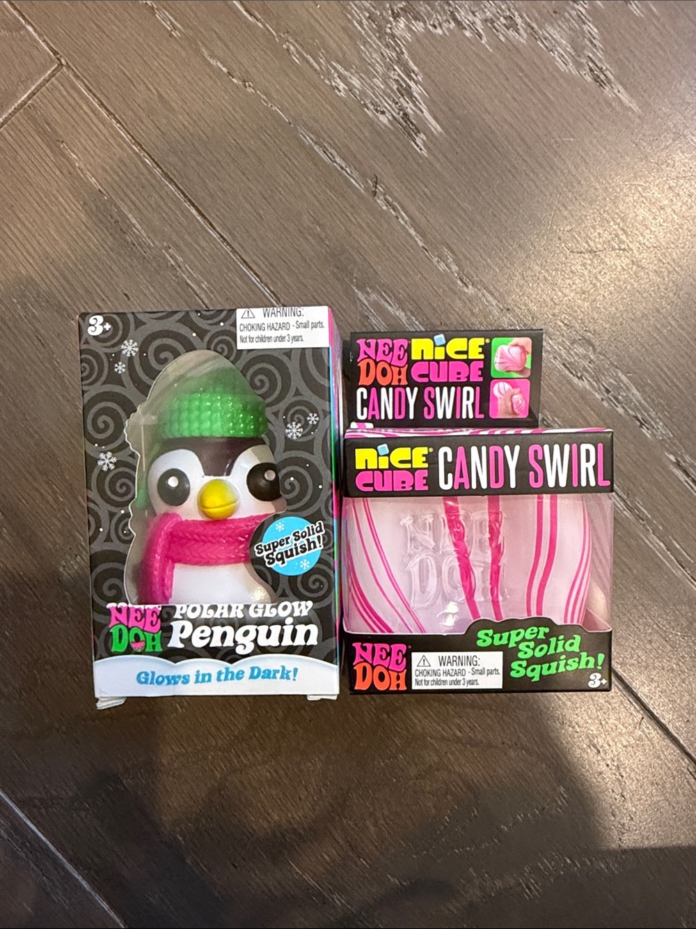 Polar Glow Penguin & Nice Cube Candy Swirl Needoh Set